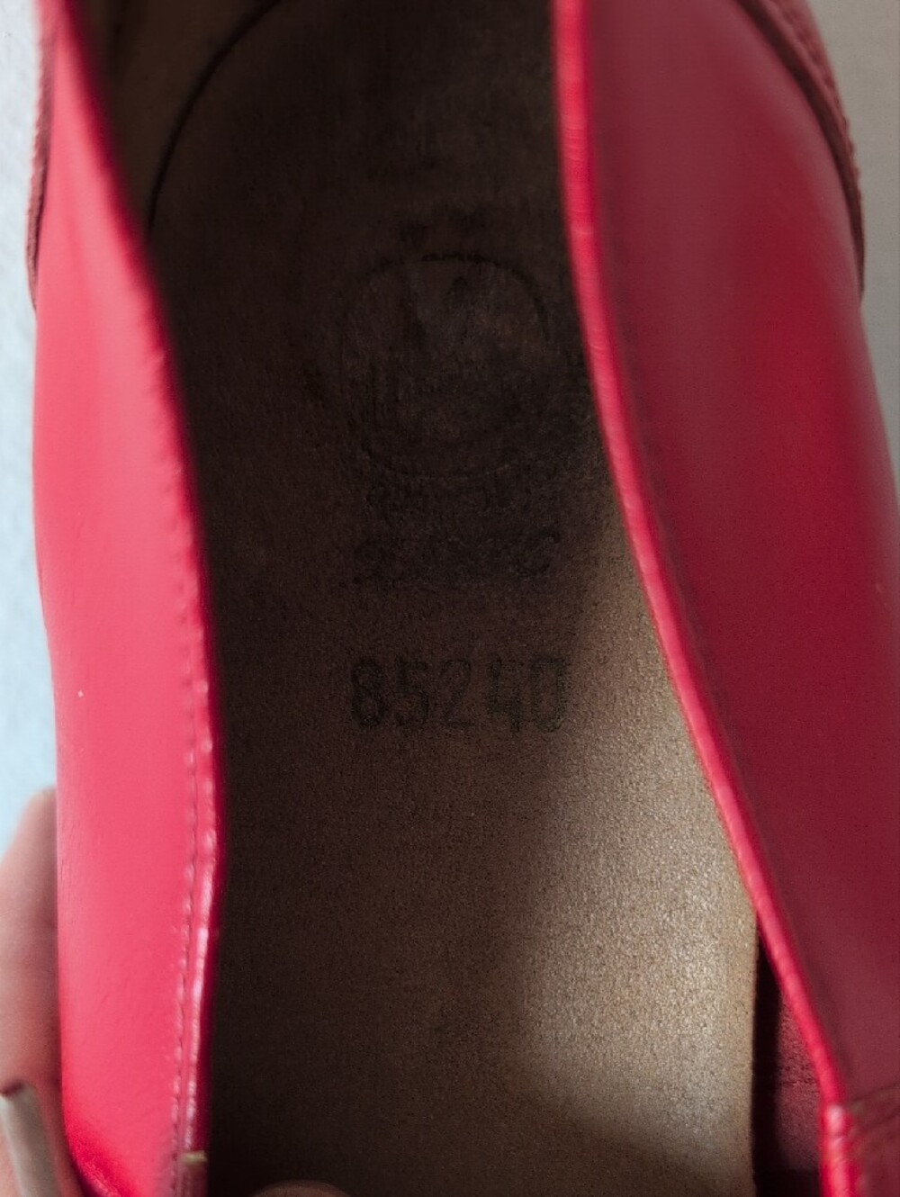 Women’s Red Leather Lace-Up Flats - Picture 11 of 13